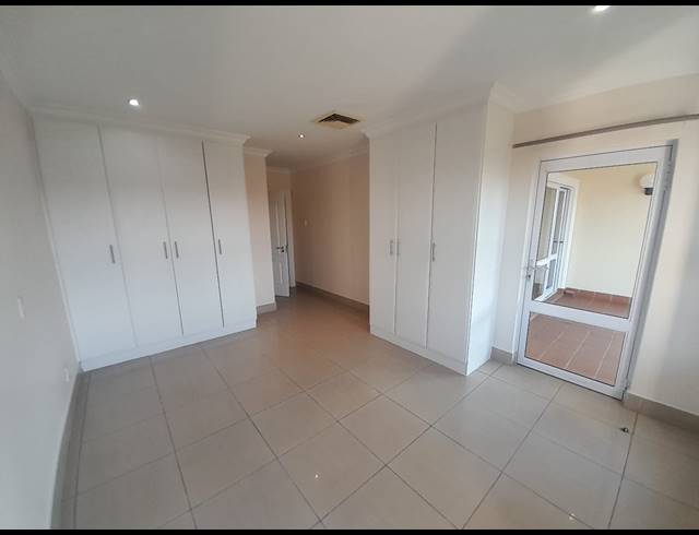 2 BEDROOM APARTMENT TO LET IN LA LUCIA